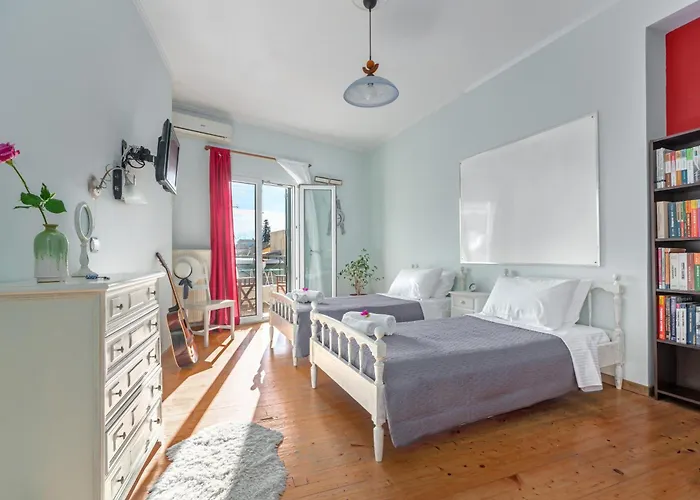 בית נופש Garitsa Maisonette *