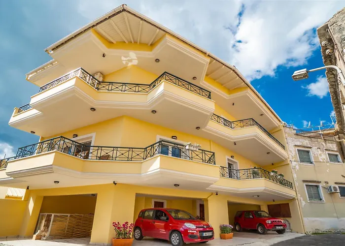 Dom wakacyjny Garitsa Maisonette *