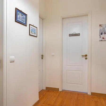 度假居 Garitsa Maisonette